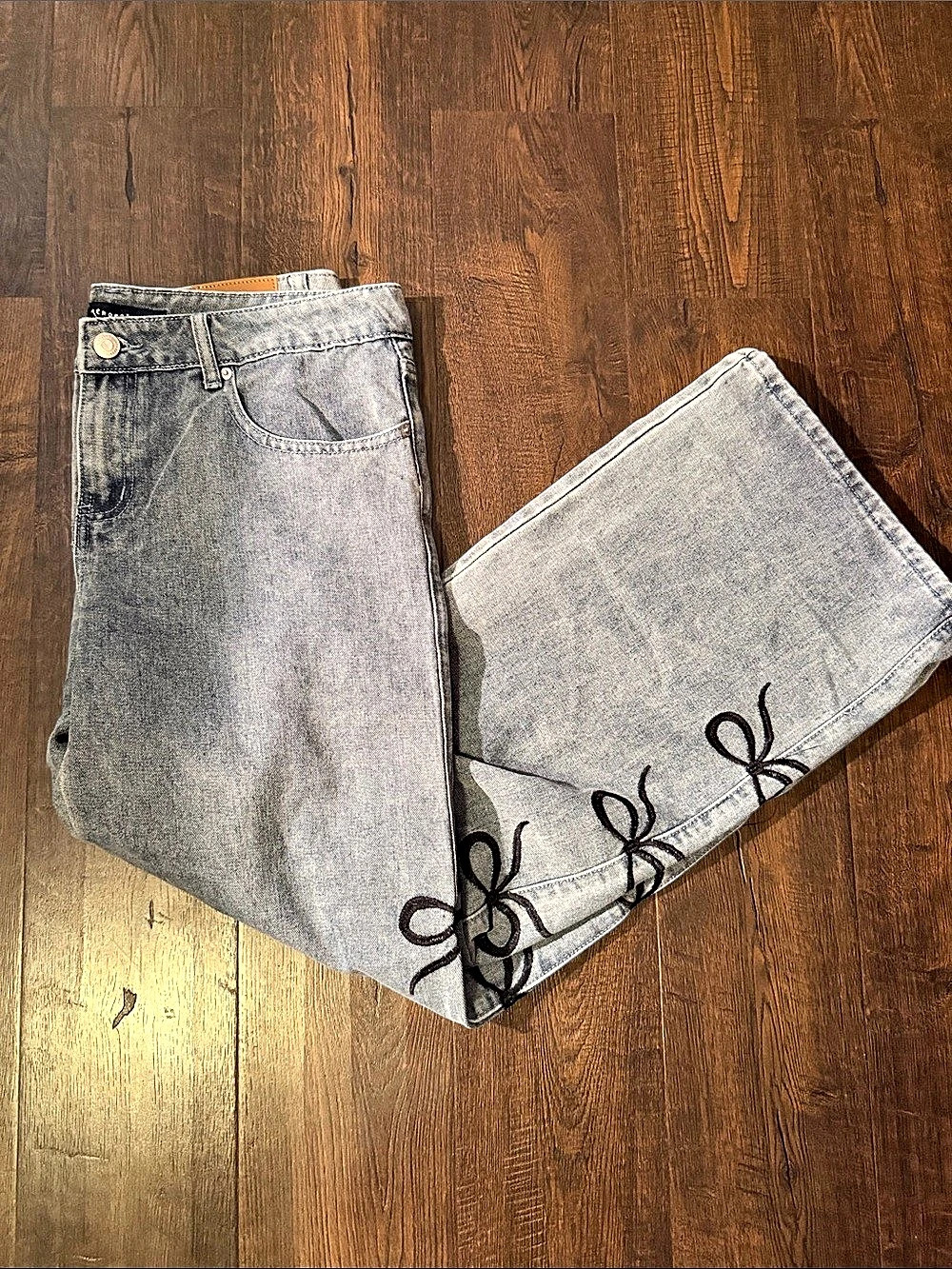 Aeropostale Aero Baggy Wide Leg Bow Jeans